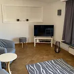 Veojano Apartment *